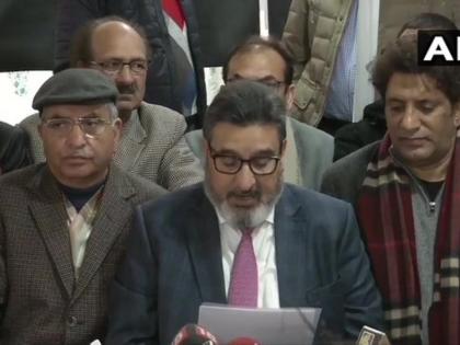 Former minister of Jammu and Kashmir Bukhari formed 30 leaders of new party, state and national parties also included | जम्मू-कश्मीर के पूर्व मंत्री बुखारी ने बनायी नई पार्टी, राज्य और राष्ट्रीय दलों के 30 नेता भी हुए शामिल Former minister of Jammu and Kashmir Bukhari formed 30 leaders of new party, state and national parties also included | जम्मू-कश्मीर के पूर्व मंत्री बुखारी ने बनायी नई पार्टी, राज्य और राष्ट्रीय दलों के 30 नेता भी हुए शामिल