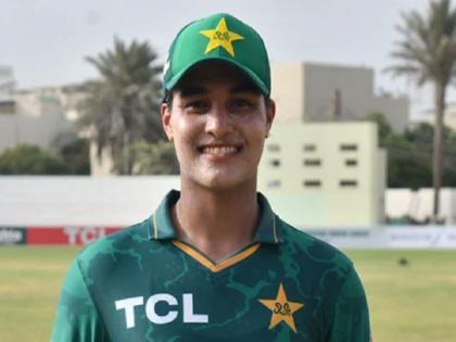 Pakistan's 18-Year-Old Cricketer Ayesha Naseem Announces Shock Retirement Due To Religious Reasons | PAK की 18 वर्षीय क्रिकेटर आयशा नसीम ने 'मजहब' की वजह से अचानक क्रिकेट से लिया संन्यास