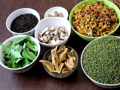 Wight loss home remedies: Ayurveda powder for weight loss, Ayurveda herbs to get rid obesity fast in Hindi | मोटापा घटाने का उपाय : घर में आसानी से बन सकता है पतले होने का पाउडर, जल्दी कर देगा पेट की चर्बी गायब, जानिये सामग्री, विधि