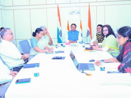 Ayushman Bharat Scheme Odisha April 1 Benefit 3-52 crores families applicable April 1 Know how avail benefit what process Arogya Yojana | Ayushman Bharat Scheme: 3.52 करोड़ परिवार को फायदा, 1 अप्रैल से लागू?, जानें कैसे उठाएं लाभ, क्या है प्रोसेस