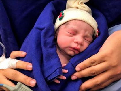World's first baby born to woman with uterus transplanted from dead donor | मां बनने में असमर्थ महिलाओं के लिए खुशखबरी! पहली बार मृत अंगदाता से प्राप्त गर्भाशय के प्रतिरोपण से बच्ची का जन्म