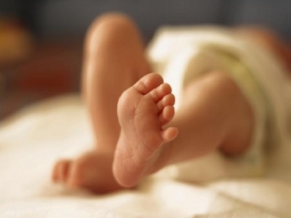 Health care company Oxxy announces Rs 11,000 FD for every newborn girl in India | बेटी के जन्म पर अब मिलेगा 11,000 रुपये का फिक्स डिपॉजिट, ऐसे उठाएं फायदा