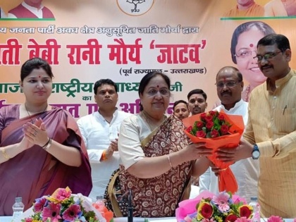 Uttar Pradesh election 2022 Baby Rani Maurya BJP finds Dalit face reach out to Jatavs counter bsp chief Mayawati | कौन हैं बेबी रानी मौर्य, जिनके सहारे भाजपा मायावती के 'जाटव वोटबैंक' में लगाना चाहती है सेंध