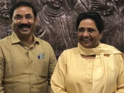 Bahujan Samaj Party head mayawati Please forgive me bahan ji Akash Anand's sasur Ashok Siddharth said committed mistakes wrong people I bow down your feet | मुझे माफ कर दें बहन जी?, आकाश आनंद के ससुर अशोक सिद्धार्थ ने कहा-जाने-अनजाने में और गलत लोगों के बहकावे में आकर गलतियां कीं, चरणों में नतमस्तक होकर क्षमा याचना
