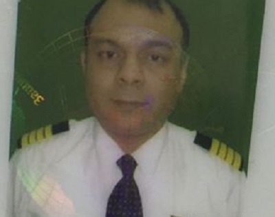 Bangladesh airline Chief pilot suffered heart attack emergency landing Nagpur 126 passengers were on board | बांग्लादेश एयरलाइन के चीफ पायलट को आया हार्ट अटैक, नागपुर में इमरजेंसी लैंडिंग, 126 यात्री सवार थे