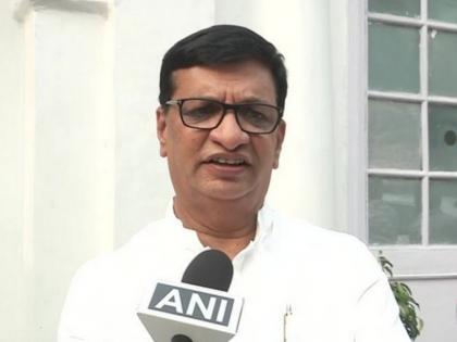 Maharashtra: Balasaheb Thorat gave a big statement regarding cabinet expansion, know how many Congress MLAs will become cabinet ministers | महाराष्ट्र: मंत्रिमंडल विस्तार को लेकर बालासाहब थोराट ने दिया बड़ा बयान, जानिए कांग्रेस के कितने विधायक बनेंगे कैबिनेट मंत्री Maharashtra: Balasaheb Thorat gave a big statement regarding cabinet expansion, know how many Congress MLAs will become cabinet ministers | महाराष्ट्र: मंत्रिमंडल विस्तार को लेकर बालासाहब थोराट ने दिया बड़ा बयान, जानिए कांग्रेस के कितने विधायक बनेंगे कैबिनेट मंत्री