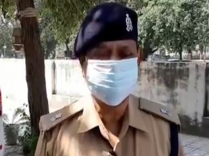 Uttar Pradesh man beheads Wife and carries that head to Police Station, arrest | UP Crime News: बांदा में पत्नी का कटा सिर लेकर पैदल ही सरेंडर करने थाने पहुंचा शख्स, पुलिस ने किया गिरफ्तार