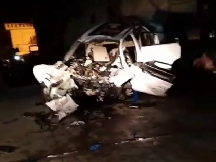Bengaluru Audi car accident 7 dies including Tamil Nadu MLA Son and his wife | बेंगलुरु में बड़ा हादसा, बिजली के खंभे से टकराई ऑडी कार, विधायक के बेटे-बहू समेत 7 लोगों की मौत