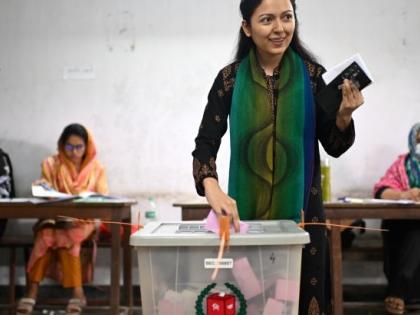 Bangladesh election 2026 LIVE updates polls chunav BNP neta Mohibuzzaman Kochi killed blasts s10 to 12 homemade bombs exploded 47-91 percent voting so far parties | Bangladesh election 2026: बीएनपी नेता मोहिबुज्जमान कोचि की मौत, 10-12 देसी बमों से धमाका, अब तक 47.91% मतदान, इन दलों में मुकाबला Bangladesh election 2026 LIVE updates polls chunav BNP neta Mohibuzzaman Kochi killed blasts s10 to 12 homemade bombs exploded 47-91 percent voting so far parties | Bangladesh election 2026: बीएनपी नेता मोहिबुज्जमान कोचि की मौत, 10-12 देसी बमों से धमाका, अब तक 47.91% मतदान, इन दलों में मुकाबला