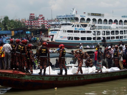 Bangladesh DHAKA passenger boat carrying more than 50 people capsized killing at least 17 people | Bangladesh Passenger Boat: नौका डूबने से 17 लोगों की मौत, 48 सवार थे, 30 को बचाया