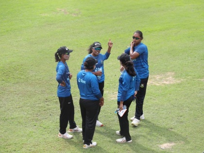 Bangladesh Women vs India Women 2023 team india Batsmen disappointed again India lost six wickets in 11 runs no clean sweep against Bangladesh series 2-1 Bangladesh Women won 4 wkts | Bangladesh Women vs India Women 2023: बल्लेबाजों ने फिर किया निराश, भारत ने 11 रन के अंदर छह विकेट गंवाए, बांग्लादेश के खिलाफ क्लीन स्वीप नहीं, सीरीज पर 2-1 से कब्जा