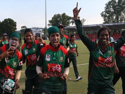 Bangladesh Cricket Board rewards Women’s team after Asia Cup title win against India | एशिया कप: जीत के बाद बोर्ड ने बांग्लादेश महिला टीम पर की पैसों की बारिश, हर खिलाड़ी को मिलेंगे इतने पैसे