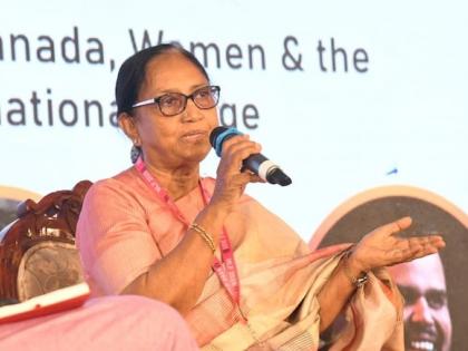 Who is Banu Mushtaq Booker Prize-winning author inaugurate Mysuru Dasara Petition Supreme Court why chaos in Karnataka | कौन हैं बानू मुश्ताक?, मैसुरु दशहरा में आमंत्रित करने पर उच्चतम न्यायालय में याचिका, आखिर कर्नाटक में क्यों हो रहा बवाल?