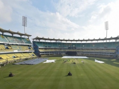 Assam Cricket Association offers to convert Barsapara Stadium premises into coronavirus quarantine centres | कोरोना के खिलाफ जंग: असम क्रिकेट संघ की इस बड़े क्रिकेट स्टेडियम परिसर को क्वॉरंटाइन सेंटर बनाने की पेशकश