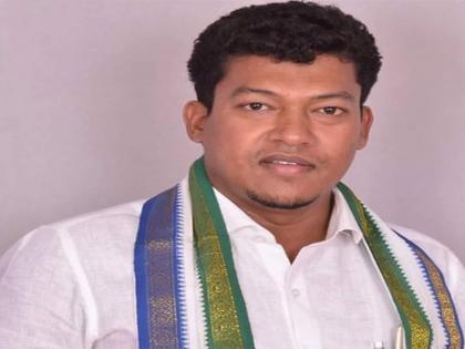 Andhra Pradesh Video of animal husbandry minister abusing police inspector threatening go viral opposition demanding minister resignation | आंध्रप्रदेश: पुलिस निरीक्षक को धमकी देते हुए पशुपालन मंत्री का वीडियो हुआ वायरल, विपक्ष कर रहा है मंत्री के इस्तीफे की मांग Andhra Pradesh Video of animal husbandry minister abusing police inspector threatening go viral opposition demanding minister resignation | आंध्रप्रदेश: पुलिस निरीक्षक को धमकी देते हुए पशुपालन मंत्री का वीडियो हुआ वायरल, विपक्ष कर रहा है मंत्री के इस्तीफे की मांग