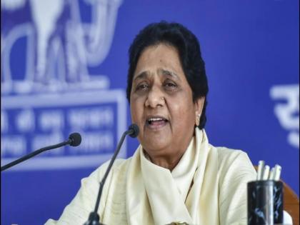 bahujan samaj party chief mayawati target bjp congress says public money used in election rallies replied amit shah jibe | सरकारी खर्चे पर बीजेपी-काग्रेस करती हैं चुनावी सभाएं; मायावती बोलीं - जनता के पैसे और सरकारी कर्मचारियों से जुटाई जा रही भीड़ bahujan samaj party chief mayawati target bjp congress says public money used in election rallies replied amit shah jibe | सरकारी खर्चे पर बीजेपी-काग्रेस करती हैं चुनावी सभाएं; मायावती बोलीं - जनता के पैसे और सरकारी कर्मचारियों से जुटाई जा रही भीड़