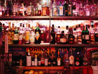 Bengaluru: Demand for cold beer increased three times in the scorching heat, supply crisis deepened, pub 2+1 offer will be closed | Bengaluru: चिलचिलाती गर्मी में तीन गुना बढ़ी बेंगलुरु में ठंडी बीयर की मांग, गहराया आपूर्ति का संकट, पब में 2+1 ऑफर होगा बंद