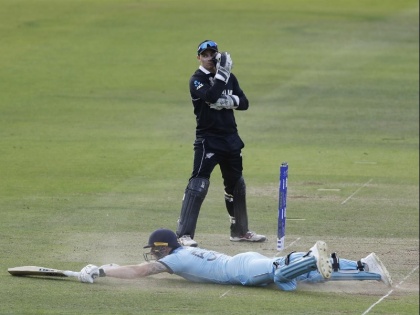 ICC World Cup 2019: Two moments of final, which snatched victory from New Zealand against England | CWC 2019: इंग्लैंड के खिलाफ रोमांचक फाइनल के इन 'दो पलों' ने छीना न्यूजीलैंड से चैंपियन बनने का मौका