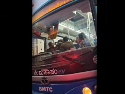 video Chaos in BMTC bus in Bengaluru woman slaps driver video of clash goes viral in Karnataka | VIDEO: बेंगलुरु में BMTC बस में बवाल, महिला ने ड्राइवर को जड़ा थप्पड़; झड़प का वीडियो वायरल