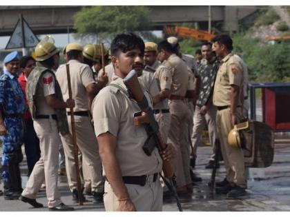 Bengaluru New Year live updates 11830 policemen deployed view celebrations Rave parties and drugs security tightened New Year | Bengaluru New Year: 11830 पुलिस कर्मी करेंगे निगरानी?, रेव पार्टी और नशीली दवा पर नजर, बेंगलुरु में नए साल को सुरक्षा सख्त