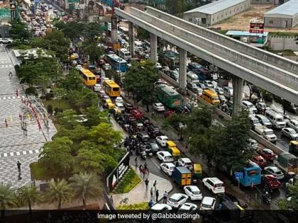 Bengaluru Traffic Rules If Bengaluru Techies Don't Follow Traffic Rules, Cops To Inform Their Firm | Bengaluru Traffic Rules: यदि आपने ट्रैफिक नियम उल्लंघन किया तो कंपनी और बॉस को ई-मेल करेगी बेंगलुरु ट्रैफिक पुलिस, जानें Bengaluru Traffic Rules If Bengaluru Techies Don't Follow Traffic Rules, Cops To Inform Their Firm | Bengaluru Traffic Rules: यदि आपने ट्रैफिक नियम उल्लंघन किया तो कंपनी और बॉस को ई-मेल करेगी बेंगलुरु ट्रैफिक पुलिस, जानें