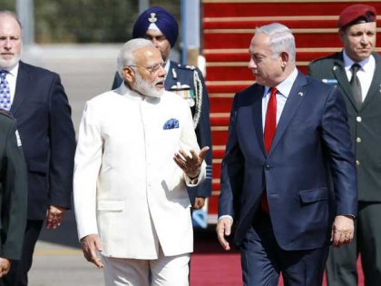 Israeli PM Benjamin Netanyahu hindi tweet for PM modi diwali wish, modi share his plan | इजराइल के प्रधानमंत्री ने मोदी को हिन्दी में दी दिवाली की बधाई, पीएम मोदी ने भी इस अंदाज में दिया जवाब
