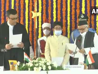 Goa Bhagat Singh Koshyari takes oath new Governor Panaji He is also Maharashtra Governor additional charge Satya Pal Malik transferred Governor of Meghalaya | गोवा के नए राज्यपाल भगत सिंह कोश्यारी, सीएम बोले- गवर्नर ने कोंकणी में ली शपथ, बहुत-बहुत स्वागत