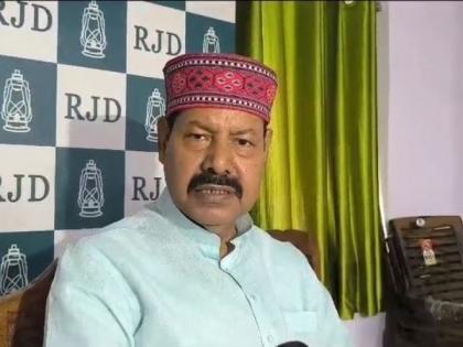 watch rjd Bhai Virendra said ye sadan kisi ke baap ka hai kya Tejashwi Yadav Assembly Speaker said apologize Vijay Sinha said RJD people brought goons watch video | Bihar Assembly Session: राजद विधायक भाई वीरेंद्र ने कहा-ये सदन किसी के बाप का है क्या?, विधानसभा अध्यक्ष ने कहा-माफी मांगे, विजय सिन्हा बोले-राजद के लोग गुंडे लेकर आए, देखिए वीडियो