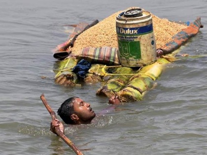 Bihar Flood: North Bihar is not stopping the havoc, flood situation continues among the population of over 73 lakhs in 16 districts | नेपाल में बारिश थमने के बावजूद उत्तर बिहार में नही थम रहा बाढ़ का कहर, 16 जिलों के 73 लाख से अधिक की आबादी के बीच जारी है त्राहिमाम की स्थिती