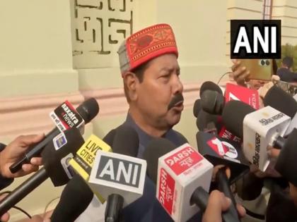 Bihar: RJD MLA Bhai Virendra got angry at the questions of journalists, said- 'Have you gone mad?' | VIDEO: राजद विधायक भाई वीरेन्द्र पत्रकार के सवाल पर भड़के, कहा- ‘पगला गया है क्या?’