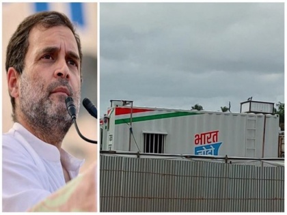 Bharat Jodo Yatra Rahul Gandhi Congress leaders living 60 containers without TV using mobile toilet luxurious bathroom | भारत जोड़ो यात्रा: कांग्रेस के 60 कंटेनर्स में क्या-क्या सुविधाएं हैं? जानिए, कैसे गुजरती है राहुल गांधी और दूसरे नेताओं की रात