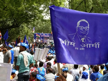 bhim army workers detained charge of dalit women sexual abuse | पानी लेने गई दलित महिला के साथ यौन उत्पीड़न, भीम आर्मी कार्यकर्ताओं के विरोध के बाद हिरासत में लिये गये आरोपी