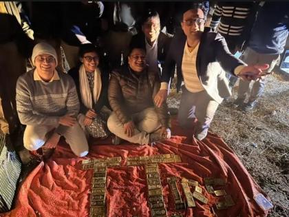 Bhopal Income Tax Department 52 kg gold Rs 11 crore cash in unclaimed SUV car Gold bars worth Rs 40 crore madhya pradesh | Bhopal Income Tax Department: लावारिस ‘एसयूवी’ कार में 52 किग्रा सोना, 11 करोड़ नकदी?, 40 करोड़ रुपये मूल्य की सोने की छड़ें, आखिर क्या...