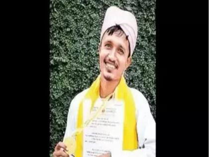 Maharaja Sayajirao University expelled the student whose artwork was considered obscene, BHU gave him a gold medal for topping | जिस छात्र की कलाकृति को 'अश्लील' बताकर महाराजा सयाजीराव यूनिवर्सिटी ने निकाला, बीएचयू ने उसे टॉप करने पर दिया गोल्ड मेडल