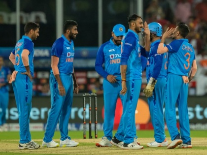 ICC T20 World Cup 2022 Australia Mark Waugh top five players Jasprit Bumrah Shaheen Shah Afridi Rashid Khan Glenn Maxwell Jos Buttler | ICC T20 World Cup 2022: पूर्व सलामी बल्लेबाज ने चुनी टॉप 5, टीम इंडिया, पाकिस्तान और अफगानिस्तान खिलाड़ी शामिल, देखें