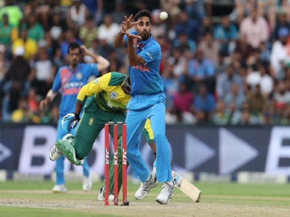 Bhuvneshwar Kumar revealed David Warner and Andre Russel is most difficult batsman to bowl at ICC World Cup | वर्ल्ड कप में ये दो बल्लेबाज होंगे टीम इंडिया के लिए सबसे बड़ा खतरा, भुवनेश्वर कुमार ने किया खुलासा