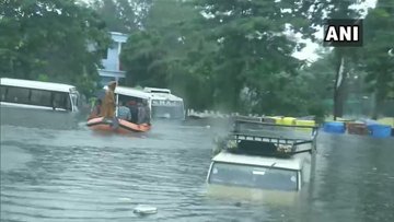 Flood: Heavy rains track down, traffic disrupted on Ballia-Chapra rail block | भारी बारिश से धंसी पटरी, बलिया-छपरा रेल प्रखंड पर यातायात बाधित Flood: Heavy rains track down, traffic disrupted on Ballia-Chapra rail block | भारी बारिश से धंसी पटरी, बलिया-छपरा रेल प्रखंड पर यातायात बाधित