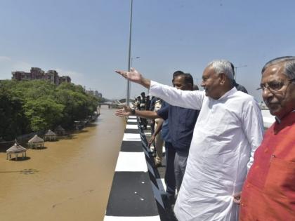 Bihar flood 11 districts, 259 panchayats and 5-35 lakh people affected 5 lost their lives flood due rise in water level of rivers? | Bihar flood: 11 जिला, 259 पंचायत और 5.35 लाख लोग बाढ़ से प्रभावित, 5 ने जान गंवाई, नदियों का जलस्तर बढ़ने से बाढ़?