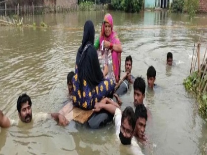 Due to flood, train services have been stopped between Darbhanga and Samastipur says CPRO East Central Railway | बिहार में बाढ़ का कहरः दरभंगा और समस्तीपुर के बीच रेल सेवाएं की गईं बंद, 10 जिले हैं प्रभावित  