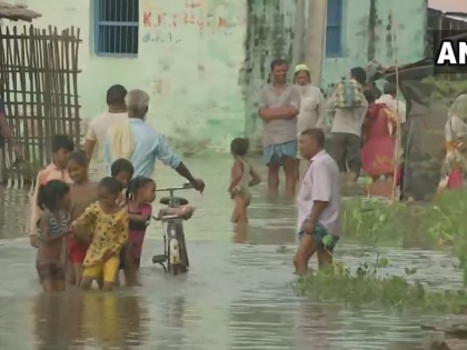 More than 77 Lakh people affected in 16 districts due to Bihar flood | बिहार में बाढ़ से अबतक 16 जिलों के 77.18 लाख लोग प्रभावित, बचाव में लगी हैं एनडीआरएफ और एसडीआरए की 33 टीमें