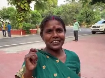 Bihar MLC Election 2022 Washerwoman Munni Devi RJD candidate MLC polls lalu yadav patna see video | Bihar MLC Election 2022: खुसरूपुर स्टेशन के पास कपड़ा धोने और इस्त्री करने वाली मुन्नी देवी को लालू यादव ने दिया टिकट, सोशल मीडिया पर वायरल, देखें वीडियो