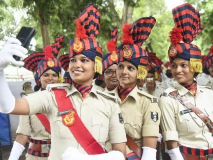 Bihar Police Bharti 2025 Big relaxation EWS or NCL Central Selection Councilor relief candidates regarding police reinstatement impact movement | Bihar Police Bharti 2025: ईडब्लूएस या एनसीएल को लेकर बड़ी छूट?, पुलिस बहाली को लेकर केंद्रीय चयन पार्षद ने अभ्यर्थियों को दी राहत, आंदोलन का असर