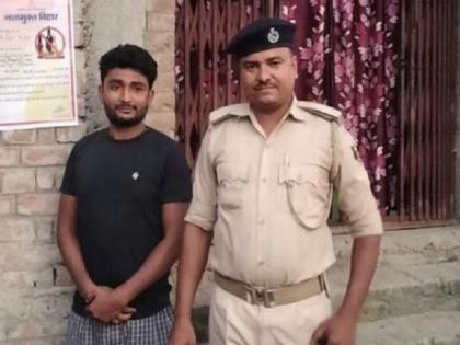 Nitish Kumar govt started 'poster campaign' in Bihar, being pasted at the houses of those caught drinking alcohol | बिहार में नीतीश सरकार ने शुरू की 'पोस्टर मुहिम', शराब पीते हुए पकड़े गए लोगों के घर पर चिपकाए जा रहे पोस्टर