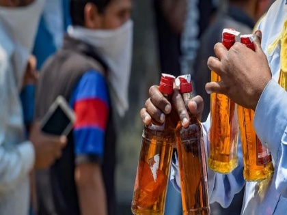 chain of people who died of poisonous liquor is not stopping in Bihar | बिहार में थम नहीं रहा है जहरीली शराब से मरने वालों का सिलसिला