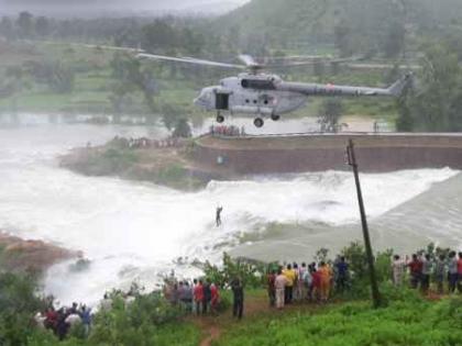 Rural trapped in 12 hours of strong currents, Air Force saved lives | छत्तीसगढ़: तेज बहाव में 12 घंटे फंसा रहा ग्रामीण, पुलिस की एक रिक्‍वेस्‍ट पर IAF ने बांध में फंसे शख्‍स की बचाई जान