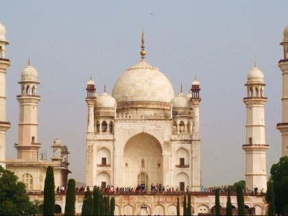 This is India's second Taj Mahal Bibi Ka Maqbara Taj of South | यहां मौजूद है देश का दूसरा ताज महल, पीली पड़ रही हैं इसकी दीवारें