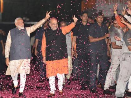 Modi govt 2.0 made historic and landmark decisions in its first 100 days: Prakash Javadekar | Modi 2.0 के 100 दिन पूरे: मोदी सरकार का नेक्सट लेवल 'इज आफॅ लीविंग', जावड़ेकर ने पेश किया फ्यूचर प्लान