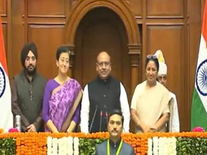 Delhi Assembly speaker BJP MLA Vijendra Gupta elected president unopposed MLA from Rohini for the third time | Delhi Assembly speaker: निर्विरोध अध्यक्ष चुने गए भाजपा विधायक विजेंद्र गुप्ता?, रोहिणी से तीसरी बार विधायक... Delhi Assembly speaker BJP MLA Vijendra Gupta elected president unopposed MLA from Rohini for the third time | Delhi Assembly speaker: निर्विरोध अध्यक्ष चुने गए भाजपा विधायक विजेंद्र गुप्ता?, रोहिणी से तीसरी बार विधायक...