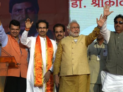 Shiv Sena, BJP leaders pay tribute to Bal Thackeray, cut off each other | शिवसेना, भाजपा नेताओं ने बाल ठाकरे को श्रद्धांजलि दी, एक दूसरे से कन्नी काटी