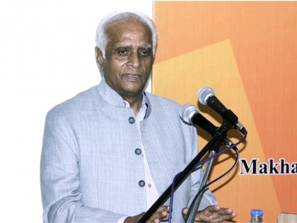 Former Vice-Chancellor of Makhan Lal University, BK Kheyala declared as absconder | माखनलाल विश्वविद्यालय के पूर्व कुलपति बीके कुठियाला को फरार घोषित किया